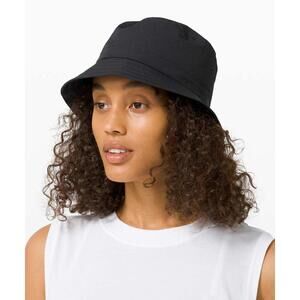 Lululemon Black/Camo Reversible Bucket Hat